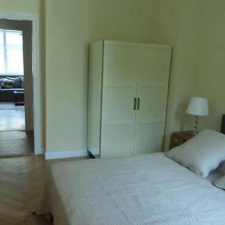 Super Luxury And Cozy- Golden Apartments- City Center วอร์ซอ ภายนอก รูปภาพ
