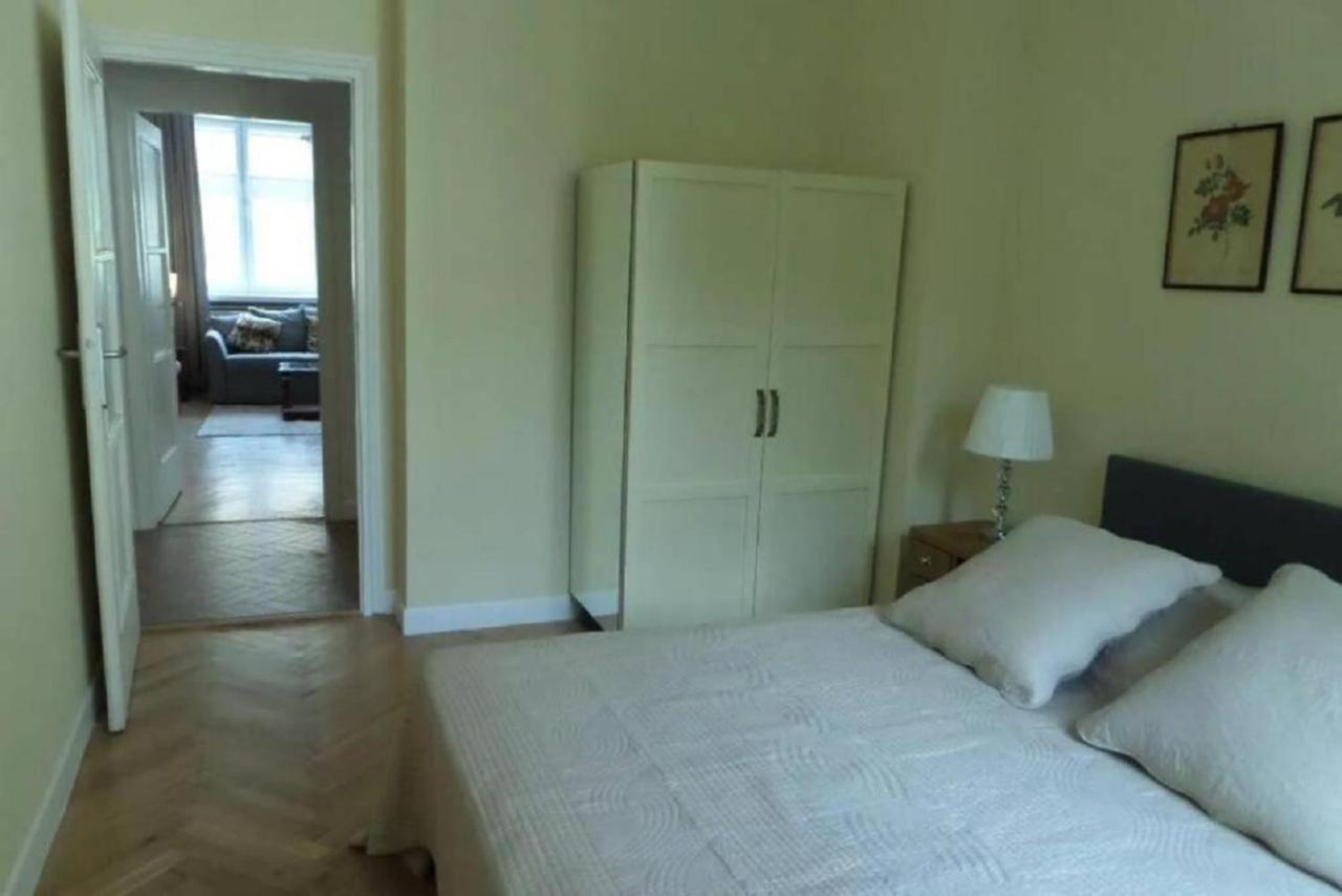 Super Luxury And Cozy- Golden Apartments- City Center วอร์ซอ ภายนอก รูปภาพ